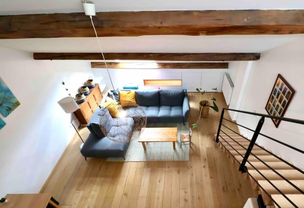 Les Hauts Du Chateau Шамбери Екстериор снимка
